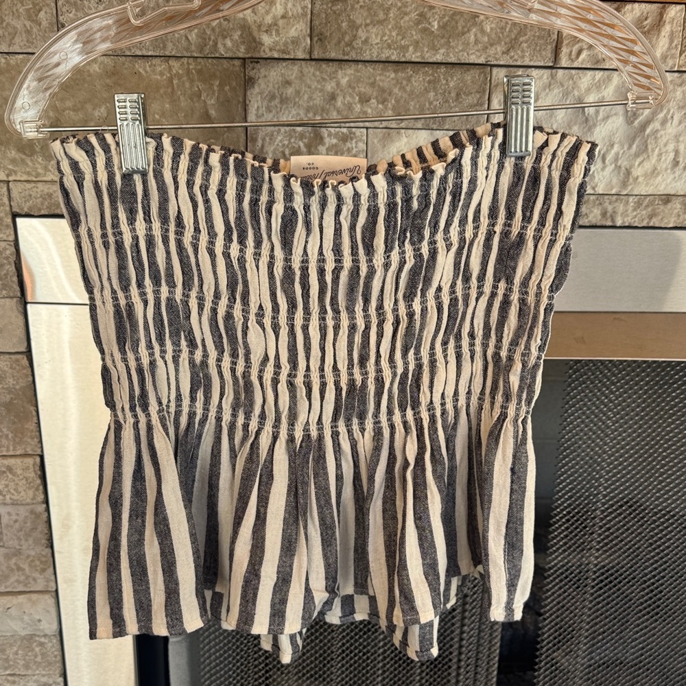 NWT Universal Threads Striped Peplum Tube Top, sz small - Picture 6 of 6
